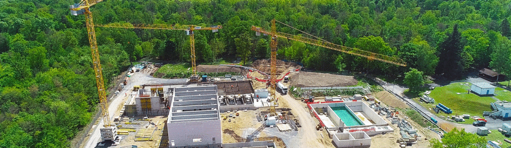 Luftaufnahme einer Großbaustelle