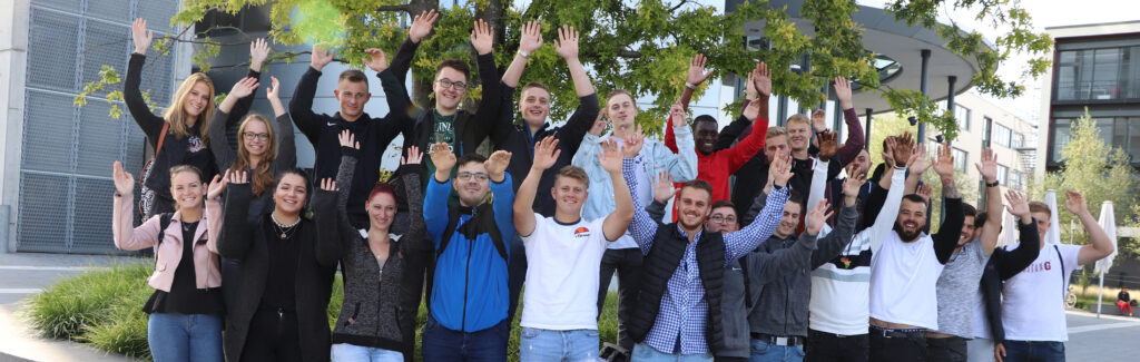 Gruppenfoto vom Ausbildungsstart