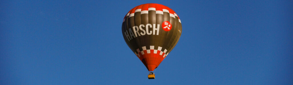 Heißluftballon am Himmel